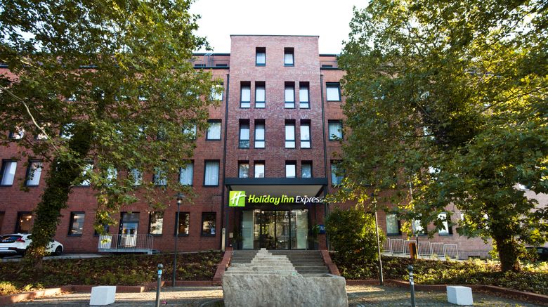 Holiday Inn Express Saabruecken Exterior. Images powered by <a href="https://www.leonardoworldwide.com" target="_blank" rel="noopener">Leonardo</a>.
