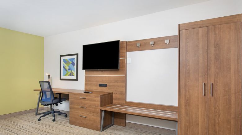 <b>Holiday Inn Express Williamsburg Room</b>. Images powered by <a href="https://www.leonardoworldwide.com/" title="Leonardo Worldwide" target="_blank">Leonardo</a>.