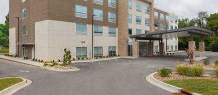 Holiday Inn Express Williamsburg Exterior