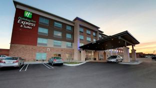 Holiday Inn Express & Stes Detroit North