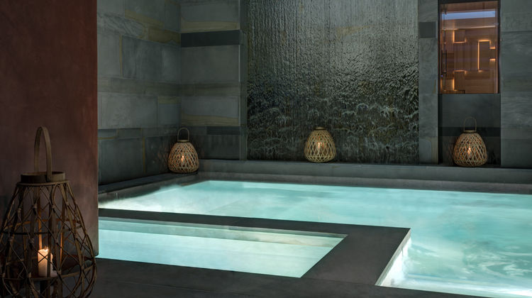 Hotel de La Ville Spa