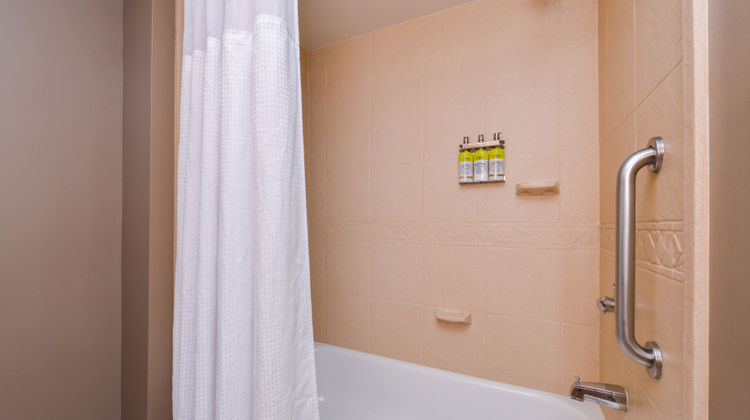 Staybridge Suites Downtown-Conv Center Room