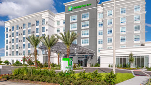 Holiday Inn & Suites Intl Drive S