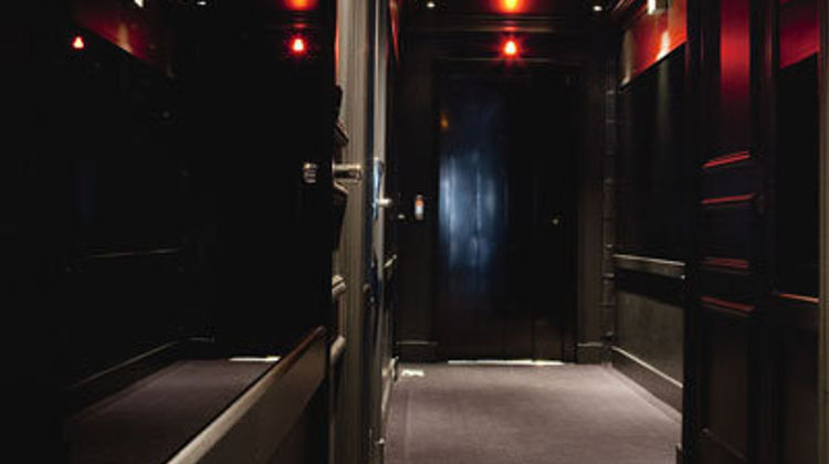 Hotel First Paris Eiffel Room