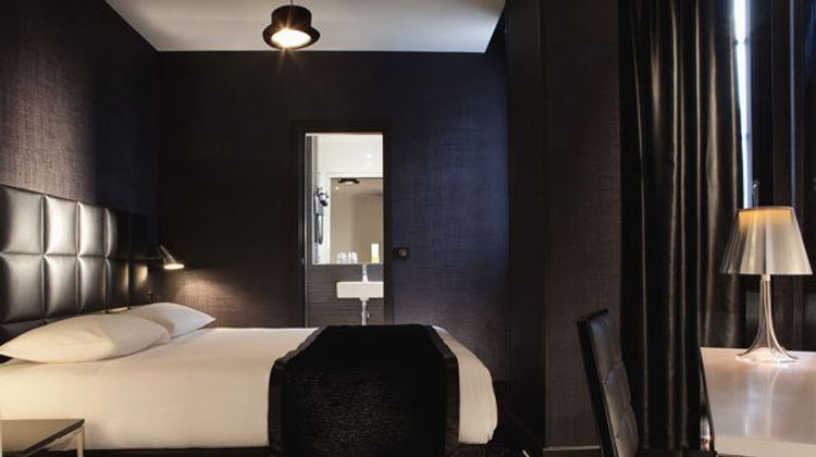 Hotel First Paris Eiffel Room