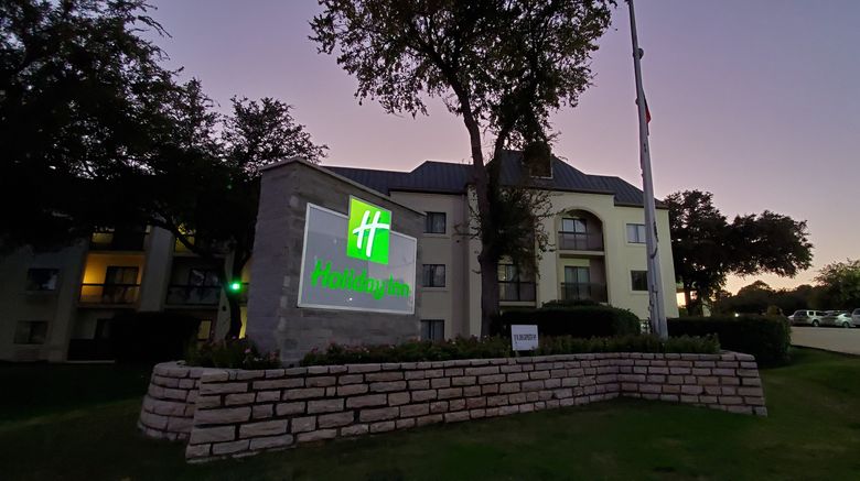 <b>Holiday Inn Las Colinas Exterior</b>. Images powered by <a href="https://www.leonardoworldwide.com/" title="Leonardo Worldwide" target="_blank">Leonardo</a>.