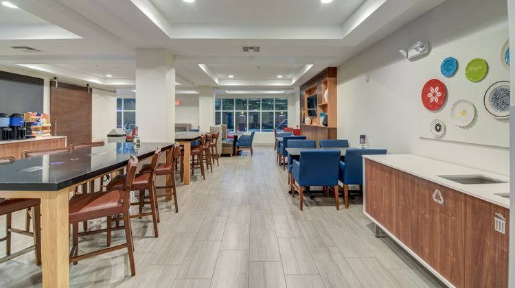 Holiday Inn Express & Suites Foley Restaurant