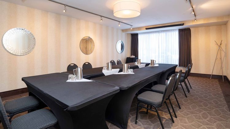 Sandman Hotel & Stes Calgary South Meeting