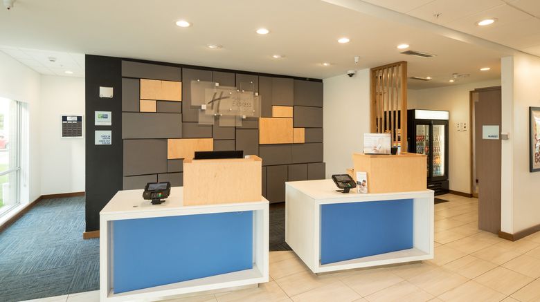 <b>Holiday Inn Express/Stes Kalamazoo West Lobby</b>. Images powered by <a href="https://www.leonardoworldwide.com/" title="Leonardo Worldwide" target="_blank">Leonardo</a>.