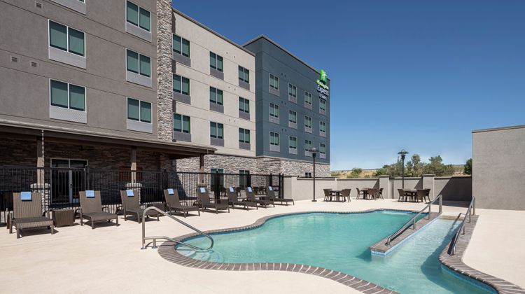 Holiday Inn Express & Suites Odessa I-20 Pool