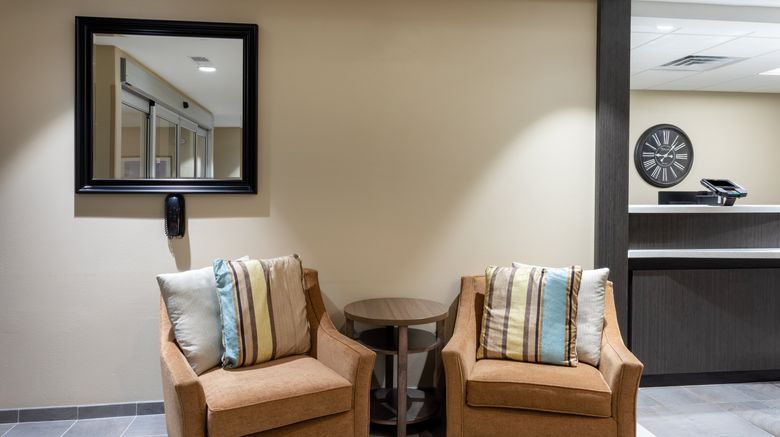 <b>Candlewood Suites Rochester Mayo Clinic Lobby</b>. Images powered by <a href="https://www.leonardoworldwide.com/" title="Leonardo Worldwide" target="_blank">Leonardo</a>.