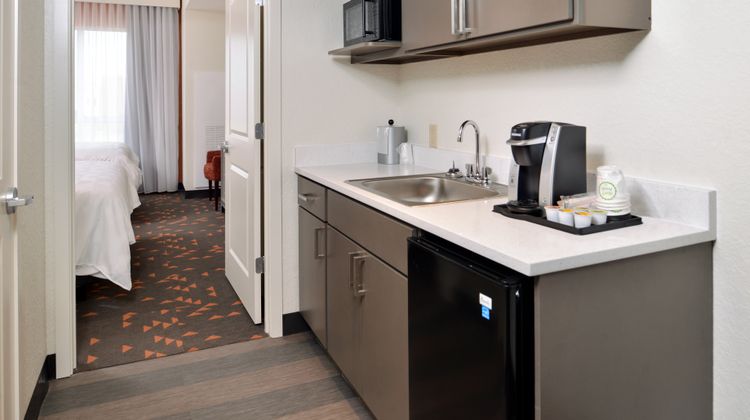 Holiday Inn & Suites Intl Drive S Suite