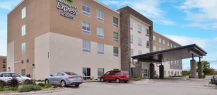 Holiday Inn Express & Stes Marshalltown Exterior