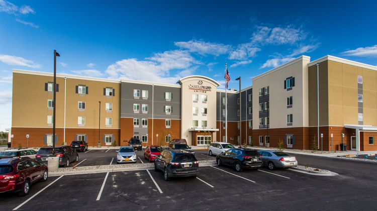 Candlewood Suites Fairbanks Exterior