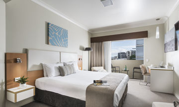 Grand Hotel and Apartments Townsville