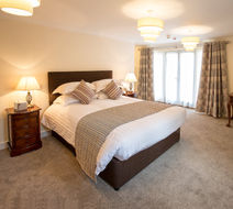 Bishop's Table Hotel Room