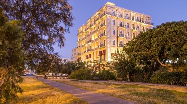 Hotel GDM Megaron Exterior