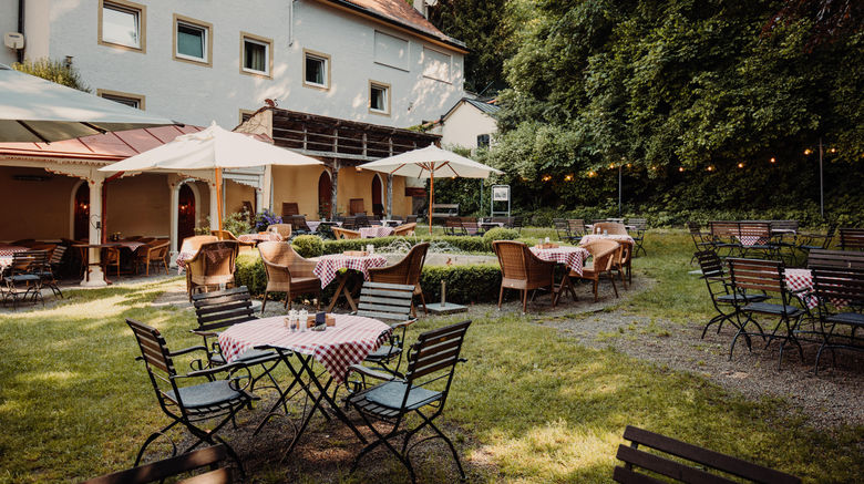 <b>Hotel Bayerischer Hof Exterior</b>. Images powered by <a href="https://www.leonardoworldwide.com/" title="Leonardo Worldwide" target="_blank">Leonardo</a>.