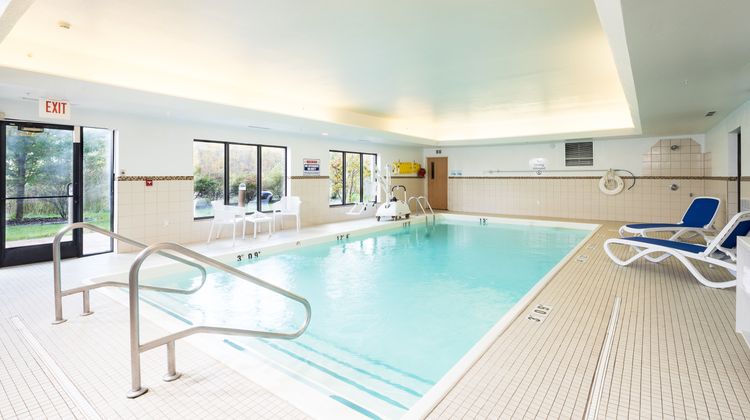 Holiday Inn Express Hotel & Suites Pool