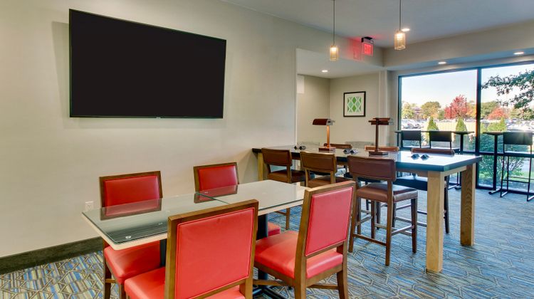 Holiday Inn Express Fishkill Restaurant