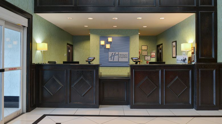 <b>Holiday Inn Express Hotel & Suites Lobby</b>. Images powered by <a href="https://www.leonardoworldwide.com/" title="Leonardo Worldwide" target="_blank">Leonardo</a>.