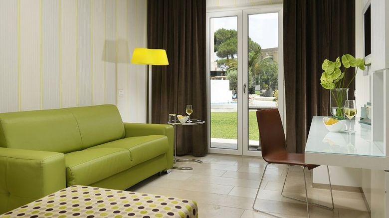 <b>Isola Sacra Rome Airport Hotel Room</b>. Images powered by <a href="https://www.leonardoworldwide.com/" title="Leonardo Worldwide" target="_blank">Leonardo</a>.