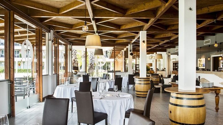 <b>Isola Sacra Rome Airport Hotel Restaurant</b>. Images powered by <a href="https://www.leonardoworldwide.com/" title="Leonardo Worldwide" target="_blank">Leonardo</a>.