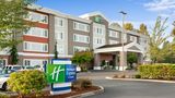 Holiday Inn Express Hotel & Suites Exterior
