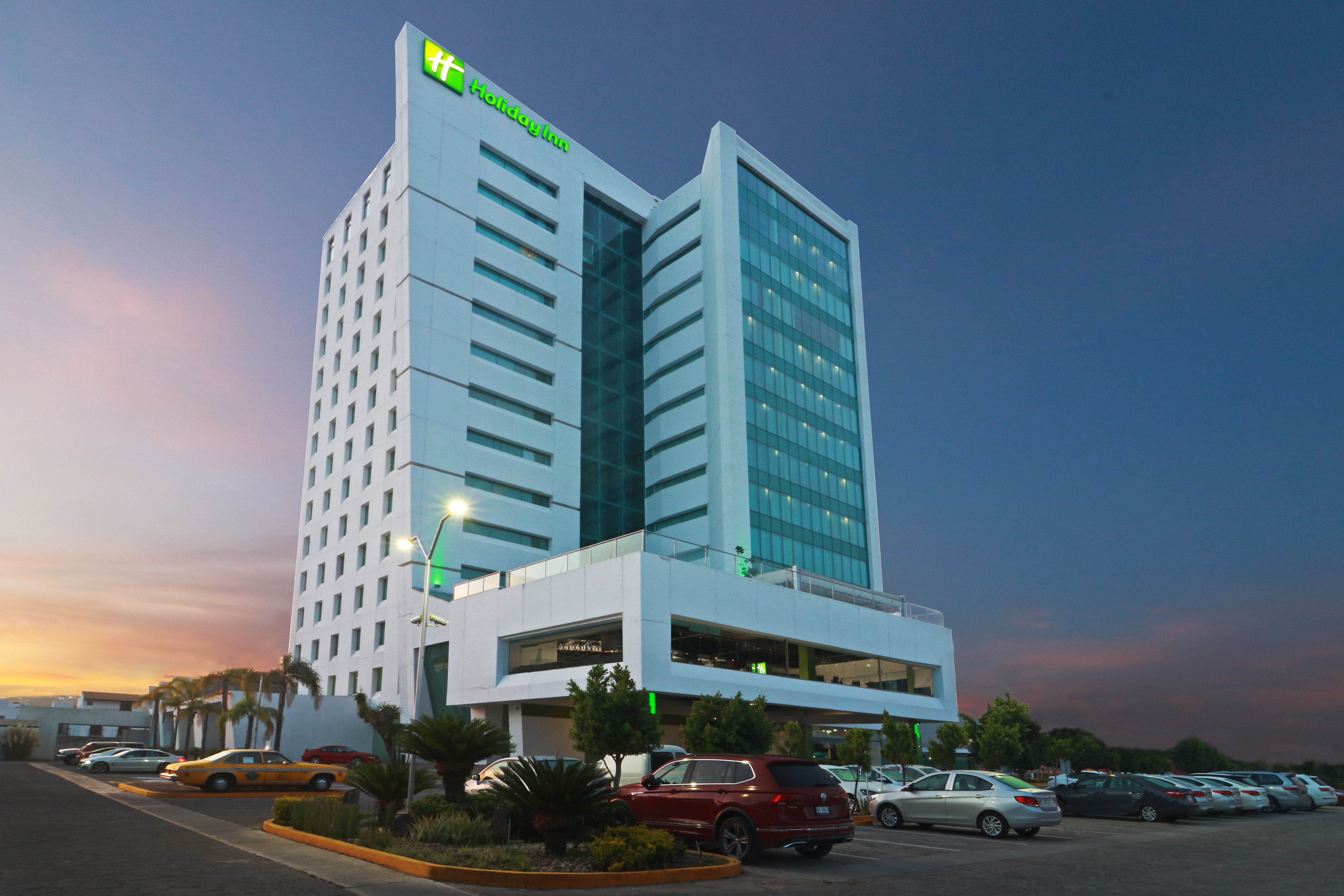 New balance queretaro hotel sales