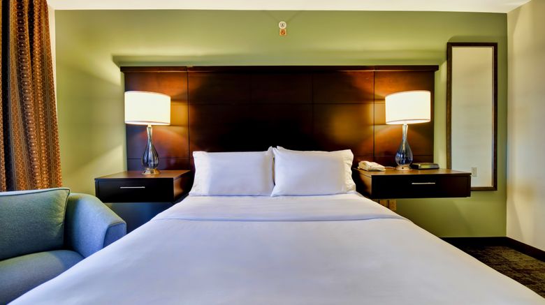 <b>Staybridge Suites Room</b>. Images powered by <a href="https://www.leonardoworldwide.com/" title="Leonardo Worldwide" target="_blank">Leonardo</a>.