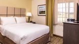 Candlewood Suites Kansas City Speedway Room