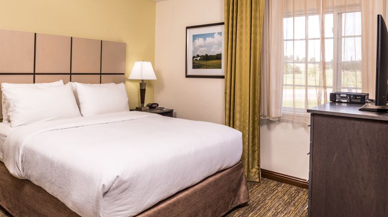 <b>Candlewood Suites Kansas City Speedway Room</b>. Images powered by <a href="https://www.leonardoworldwide.com/" title="Leonardo Worldwide" target="_blank">Leonardo</a>.