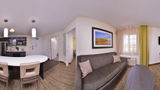 <b>Candlewood Suites Kansas City Speedway Room</b>. Virtual Tours powered by <a href="https://www.leonardoworldwide.com/" title="Leonardo Worldwide" target="_blank">Leonardo</a>.