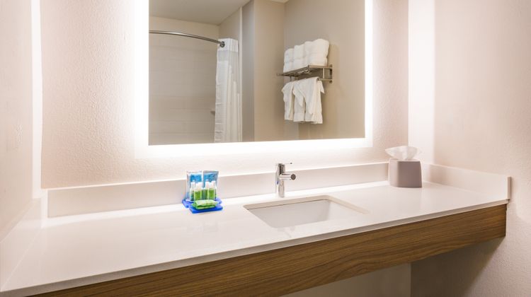 Holiday Inn Express Room