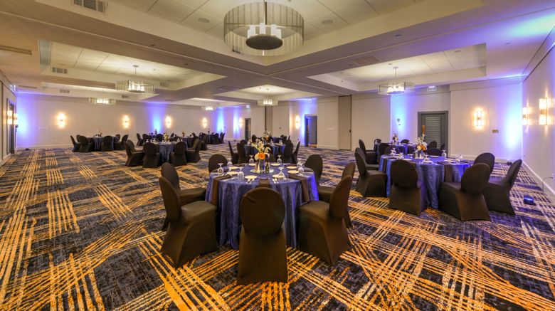 <b>Crowne Plaza Jacksonville Airport Ballroom</b>. Images powered by <a href="https://www.leonardoworldwide.com/" title="Leonardo Worldwide" target="_blank">Leonardo</a>.