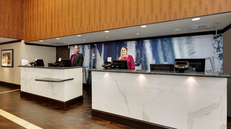 Crowne Plaza Hotel Dallas Downtown Lobby