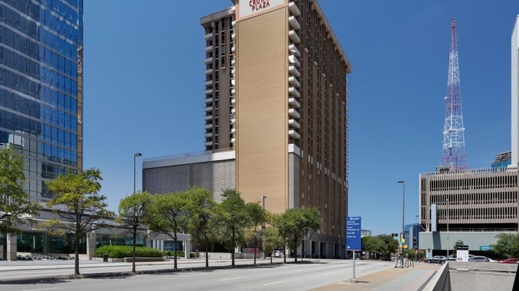 Crowne Plaza Hotel Dallas Downtown Exterior