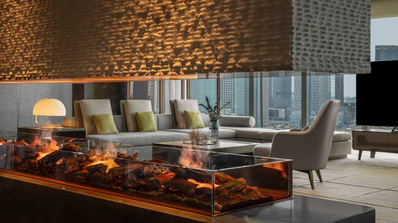 <b>InterContinental Tianjin Yujiapu Hotel Suite</b>. Images powered by <a href="https://www.leonardoworldwide.com/" title="Leonardo Worldwide" target="_blank">Leonardo</a>.