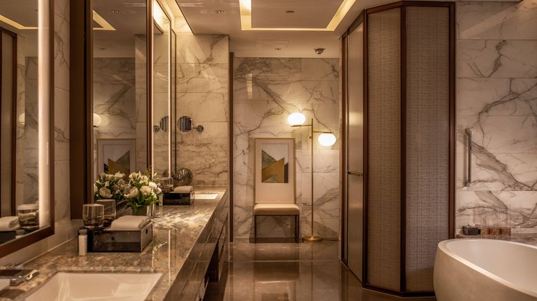<b>InterContinental Tianjin Yujiapu Hotel Suite</b>. Images powered by <a href="https://www.leonardoworldwide.com/" title="Leonardo Worldwide" target="_blank">Leonardo</a>.