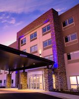 Holiday Inn Express & Suites Halifax