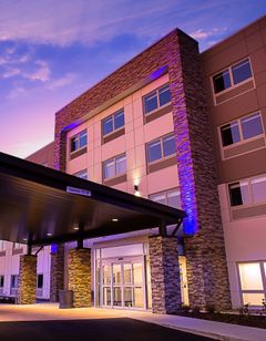 Holiday Inn Express & Suites Halifax