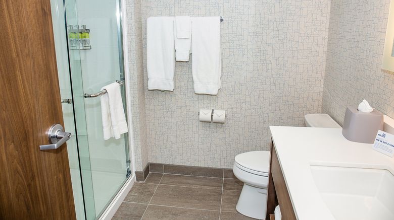 <b>Holiday Inn Express & Suites Halifax Room</b>. Images powered by <a href="https://www.leonardoworldwide.com/" title="Leonardo Worldwide" target="_blank">Leonardo</a>.