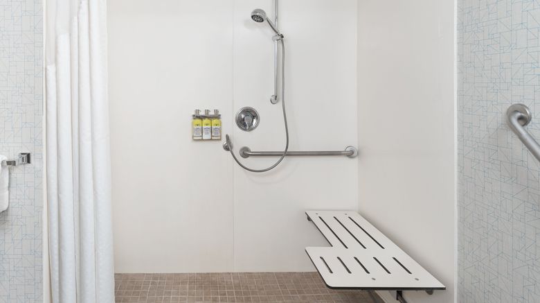 <b>Holiday Inn Express & Suites Milton Room</b>. Images powered by <a href="https://www.leonardoworldwide.com/" title="Leonardo Worldwide" target="_blank">Leonardo</a>.