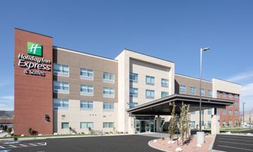 Holiday Inn Express & Suites Ely