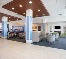 Holiday Inn Express & Suites Ely Lobby