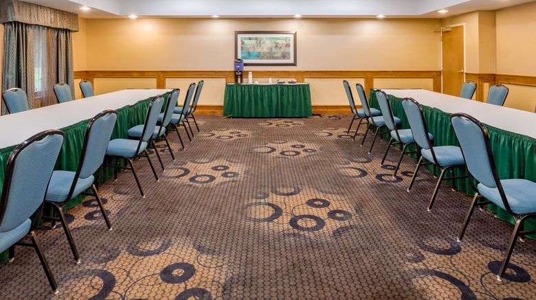 <b>Holiday Inn Express & Suites Canton Meeting</b>. Images powered by <a href="https://www.leonardoworldwide.com/" title="Leonardo Worldwide" target="_blank">Leonardo</a>.