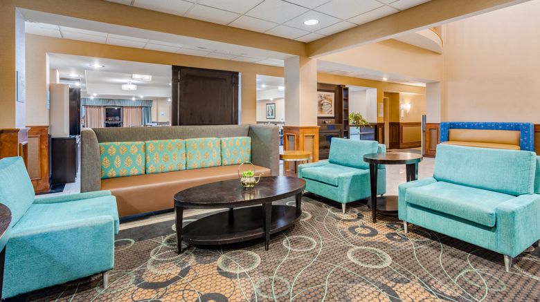 <b>Holiday Inn Express & Suites Canton Lobby</b>. Images powered by <a href="https://www.leonardoworldwide.com/" title="Leonardo Worldwide" target="_blank">Leonardo</a>.
