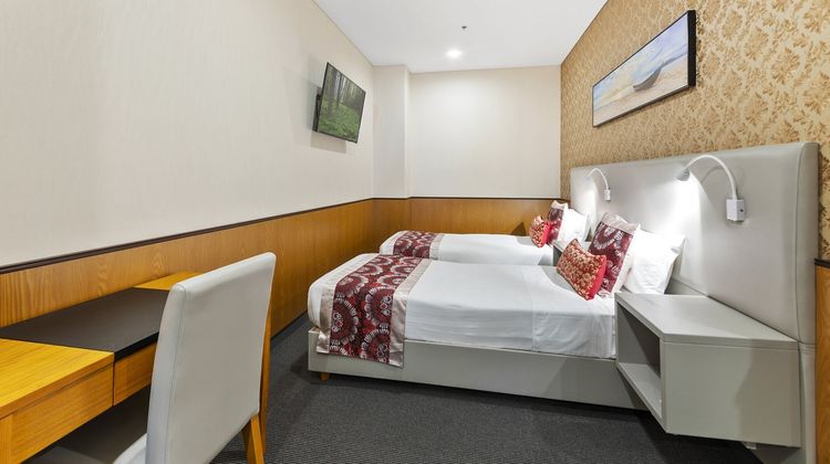 Sydney Hotel QVB Room