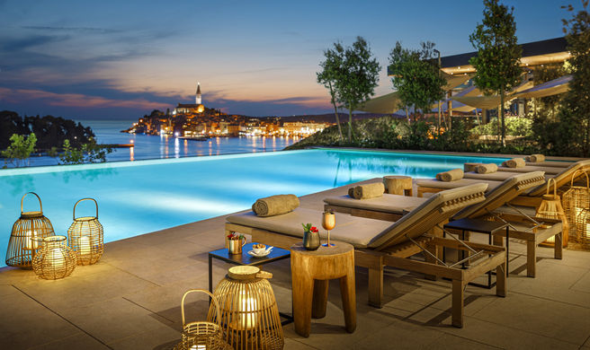 Grand Park Hotel Rovinj Exterior