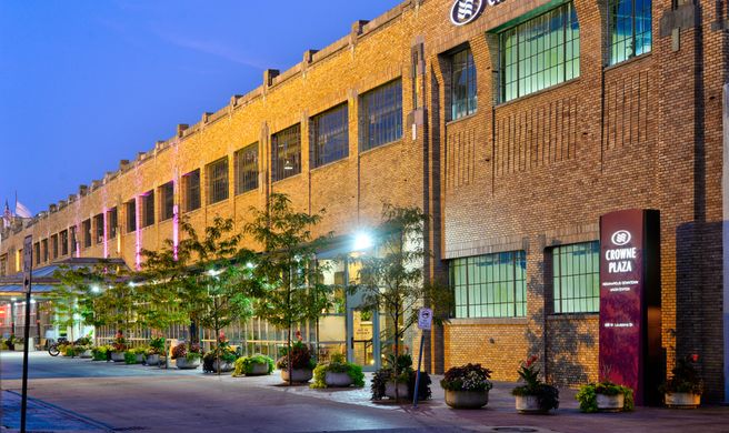 Crowne Plaza Indianapolis-Dwtn-Union Stn Exterior